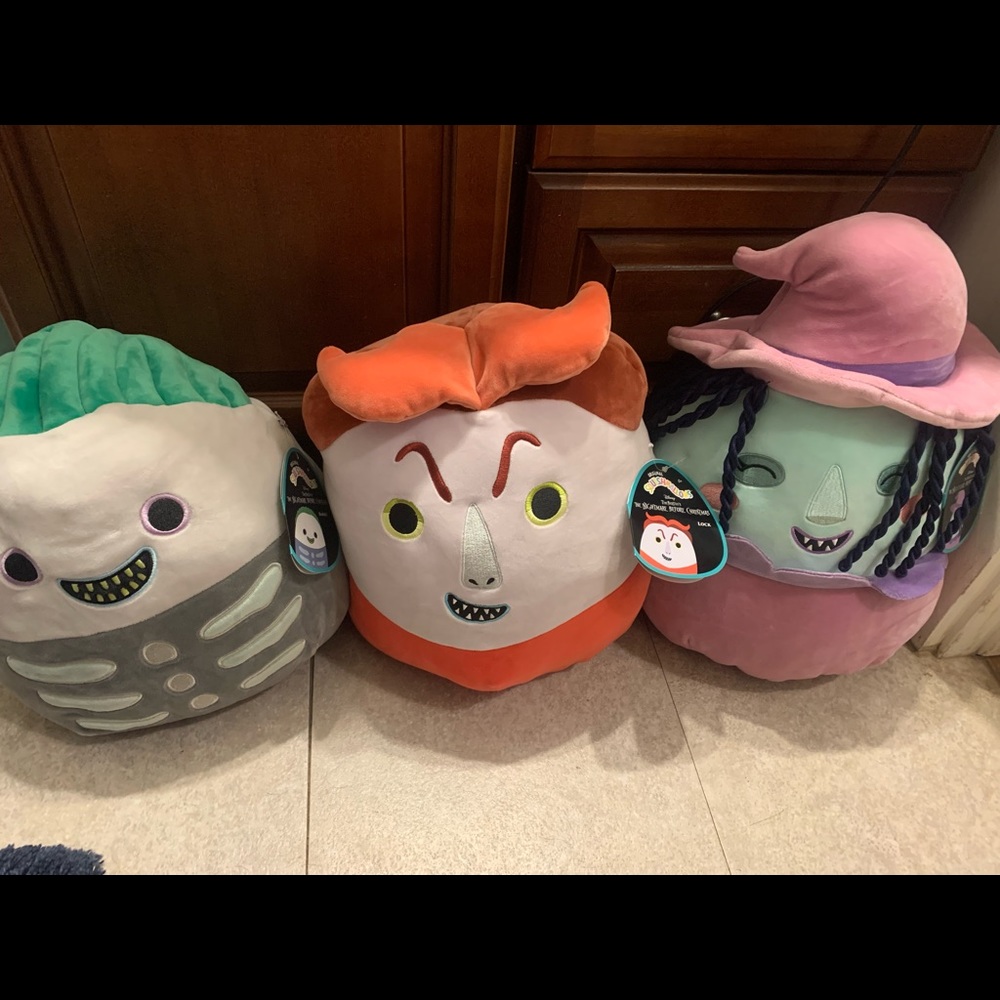 NWT Nightmare before Christmas Squishmallows